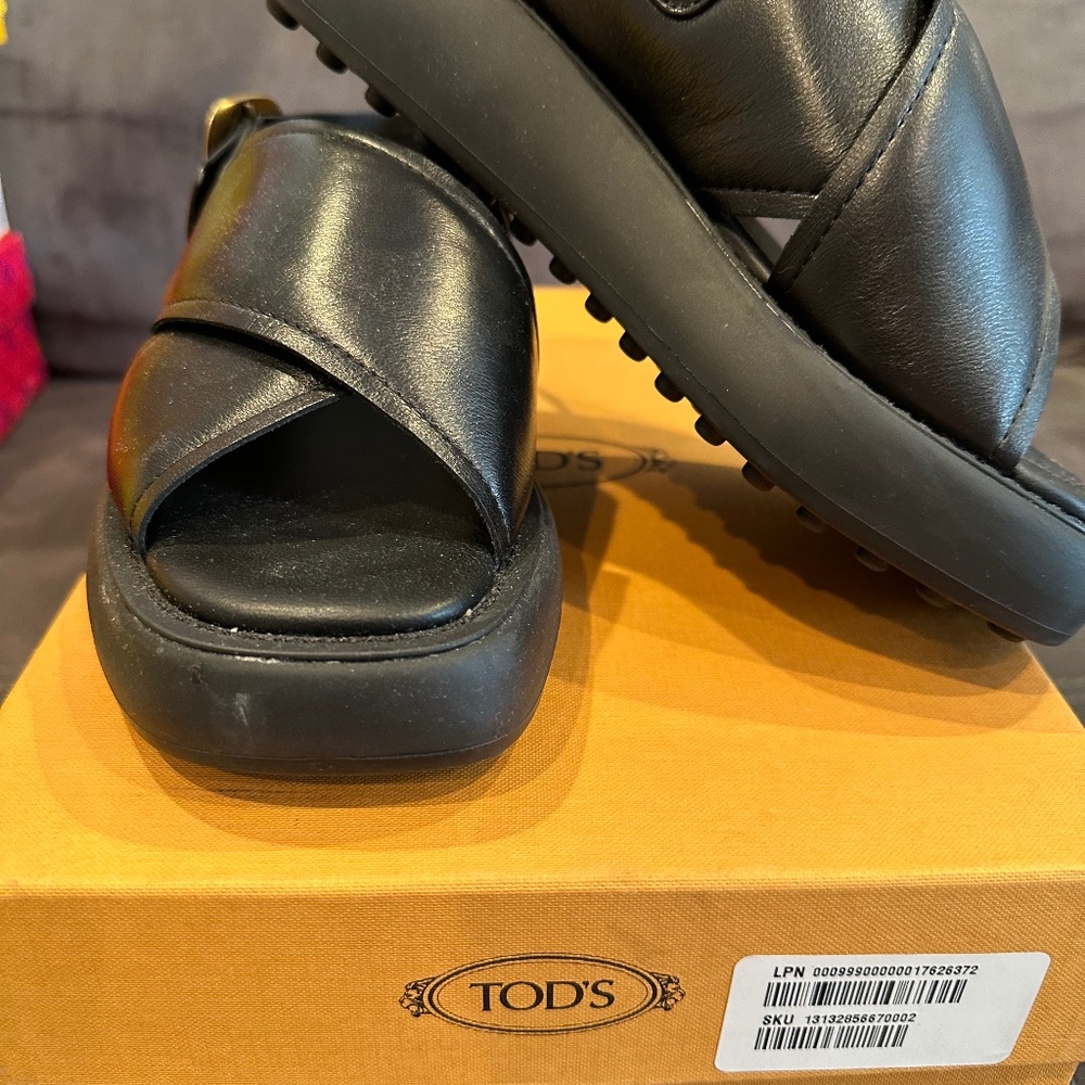 Tod’s Chunky Black Leather Sandals